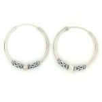 WARI STYLE HOOP EARRING