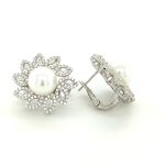 FRESH WATER PEARL HINGE BACK