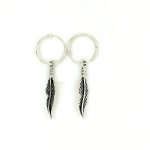 SLEEPER WITH FEATHER