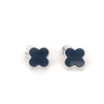 BLACK CLOVER LEAF STUD